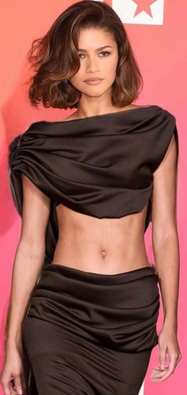 Zendaya- Zendaya-